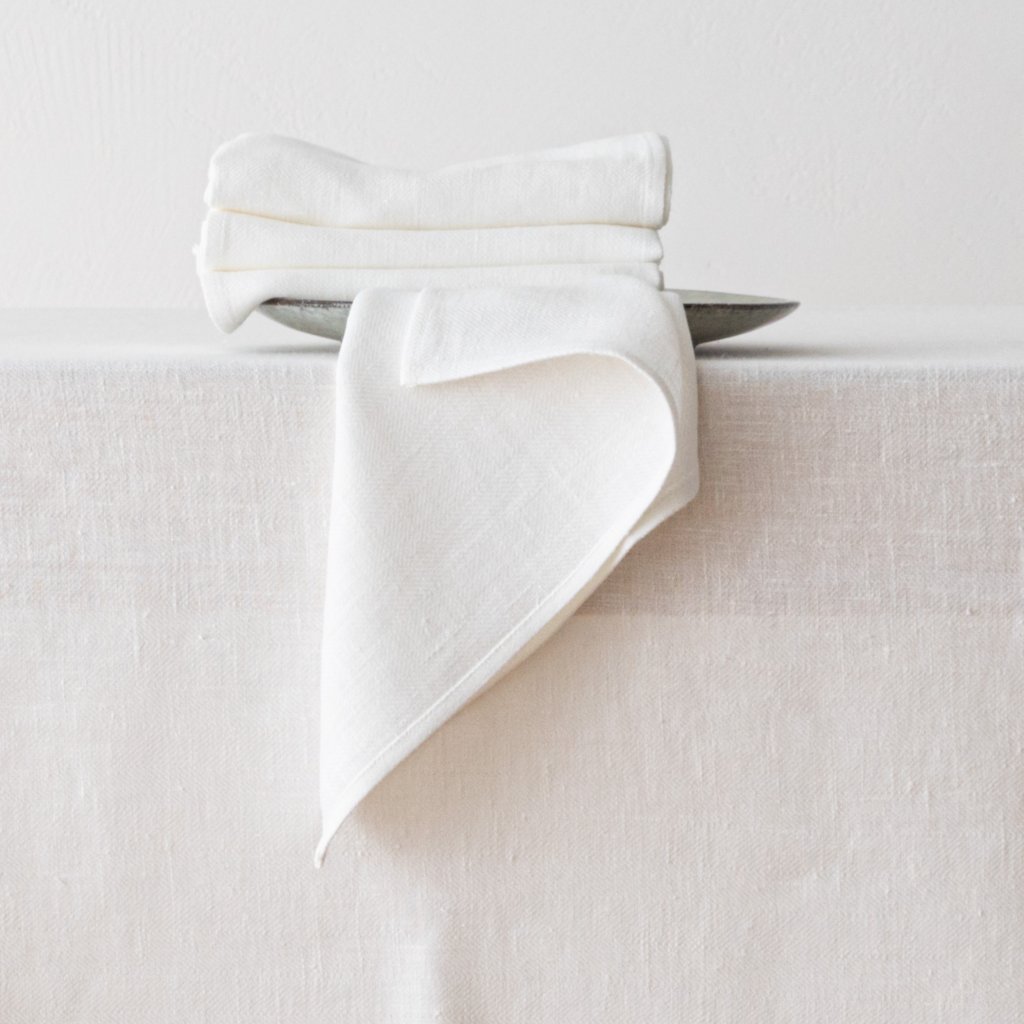 Serviette en lin Lara blanche Serviette en lin Lara blanche