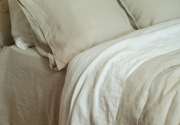 Linge de lit doux en lin lavé à la pierre